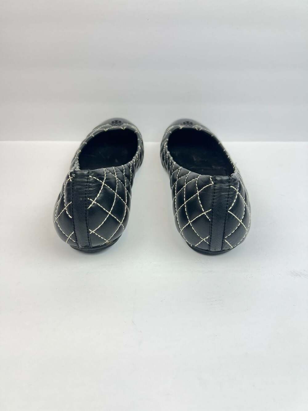 Tory Burch Kaitlin Quilted Leather Ballet Flats with Patent Cap Toe 11 M - Picture 5 of 8
